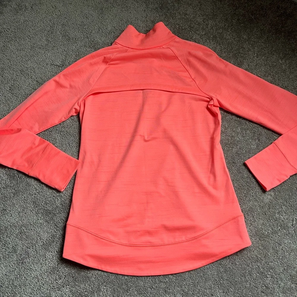 Mesh Panel Quarter Zip | Reebok - Picture 3 of 4